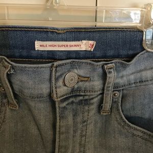 Levi’s Mile High Rise Skinny Jeans